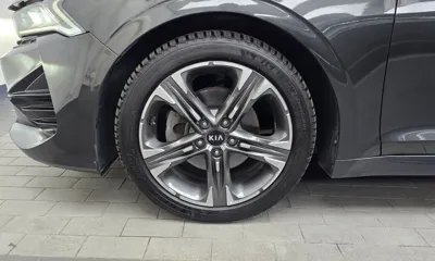 Kia K5 2021, 119939 км, за 9849.29 USD