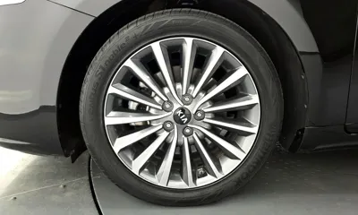 Kia K7 2019, 62268 км, за 10245.91 USD