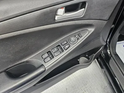 Hyundai Sonata 2014, 212966 км, за 2290.93 USD - фото 14