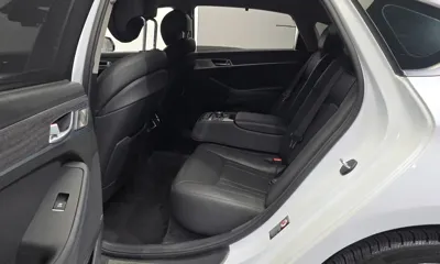Hyundai Genesis 2016, 130894 км, за 8379.38 USD - фото 12