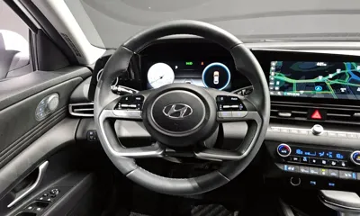 Hyundai Avante 2023, 43260 км, за 10394.59 USD - фото 12
