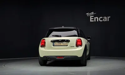 MINI Cooper 2021, 74254 км, за 9780.75 USD