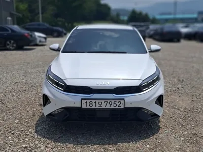 Kia K3 · 2022 год