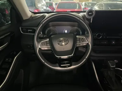 Toyota Highlander 2023, 25200 км, за 32753 USD - фото 14