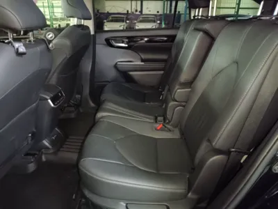 Toyota Highlander 2023, 25200 км, за 32753 USD - фото 20