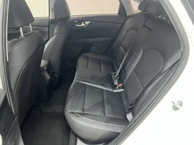 Kia K3 2022, 13000 км, за 13176.04 USD - фото 8