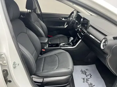 Kia K3 2022, 13000 км, за 13176.04 USD - фото 10