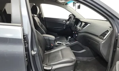 Hyundai Tucson 2017, 46374 км, за 65636.08 USD - фото 11