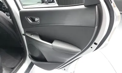 Hyundai Kona 2019, 125243 км, за 11290.53 USD - фото 25