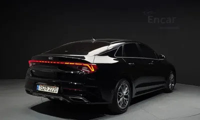 Kia K5 2021, 61131 км, за 11171.35 USD