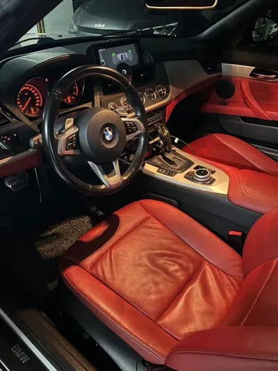BMW Z4 2010, 159300 км, за 15309.45 USD