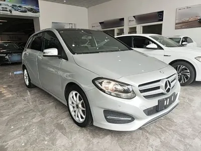 Mercedes-Benz B-Class 2015, 117700 км, за 6114.72 USD