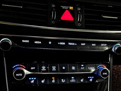 Hyundai Grandeur 2019, 98353 км, за 9649.47 USD - фото 17