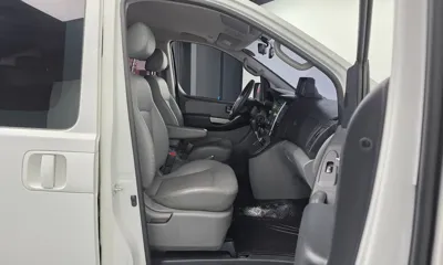 Hyundai Starex 2014, 152300 км, за 6108.77 USD - фото 11