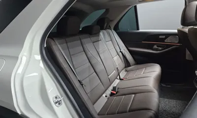 Mercedes-Benz GLE-Class 2023, 59726 км, за 52154.98 USD - фото 11