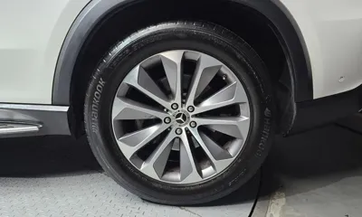 Mercedes-Benz GLE-Class 2023, 59726 км, за 52154.98 USD - фото 21