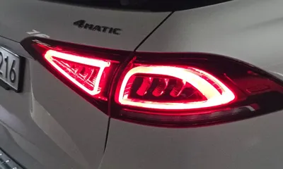 Mercedes-Benz GLE-Class 2023, 59726 км, за 52154.98 USD - фото 23