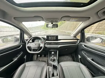 Geely Vision X3 2021, 50000 км, за 3807.03 USD