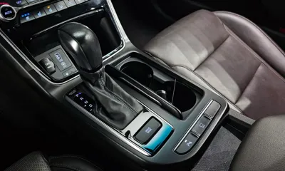 Hyundai Grandeur 2019, 168118 км, за 7358.21 USD - фото 9