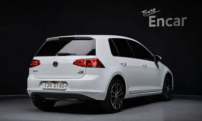 Volkswagen Golf 2014, 126786 км, за 4729.37 USD