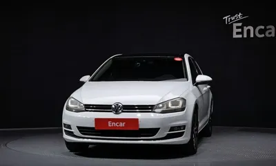 Volkswagen Golf 2014, 126786 км, за 4729.37 USD