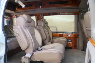 Chevrolet Express Van 2001, 75244 км, за 6180.07 USD - фото 7