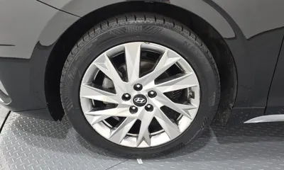 Hyundai Grandeur 2021, 155413 км, за 14052.22 USD