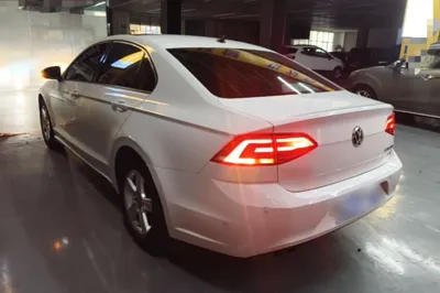 Volkswagen Lamando 2018, 132000 км, за 8273 USD