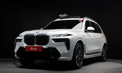 BMW X7 · 2025 год
