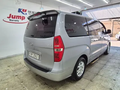 Hyundai Starex 2013, 138433 км, за 4791.91 USD