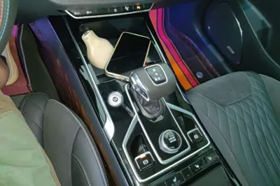 Hongqi HS5 2022, 67000 км, за 13145 USD - фото 16