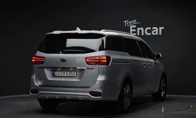 Kia Canival 2019, 23139 км, за 11384.35 USD