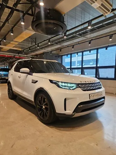 Land Rover Discovery 2017, 90000 км, за 15857.28 USD