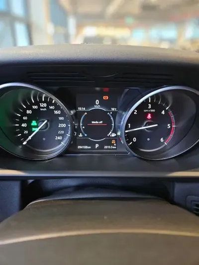 Land Rover Discovery 2017, 90000 км, за 15857.28 USD - фото 10