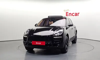 Porsche Macan 2017, 119713 км, за 16901.77 USD
