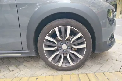 Lynk & Co 02 2019, 39900 км, за 10966 USD
