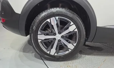 Peugeot 5008 2022, 50941 км, за 21824.12 USD