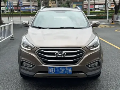 Hyundai ix35 2013, 80000 км, за 3501.99 USD
