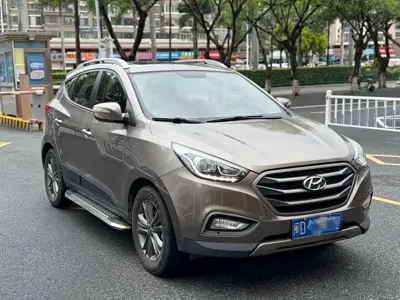 Hyundai ix35 2013, 80000 км, за 3501.99 USD