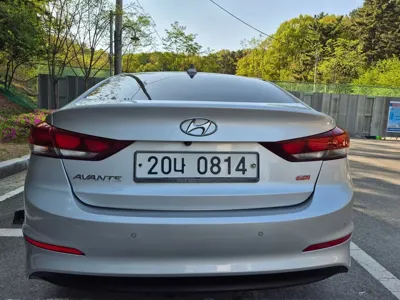 Hyundai Avante 2017, 203661 км, за 4457.14 USD