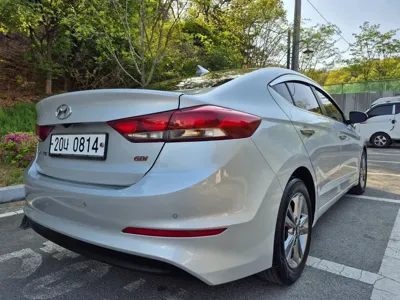 Hyundai Avante 2017, 203661 км, за 4457.14 USD - фото 7