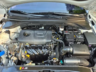 Hyundai Avante 2017, 203661 км, за 4457.14 USD - фото 9
