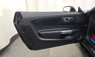 Ford Mustang 2018, 136212 км, за 12019.76 USD - фото 24