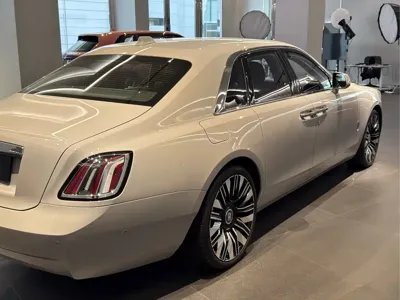 Rolls-Royce Ghost 0, 200 км, за 674828.81 USD - фото 11