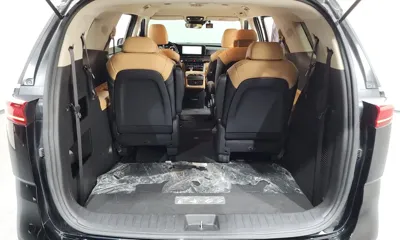 Kia Canival 2023, 50798 км, за 17682.1 USD - фото 20