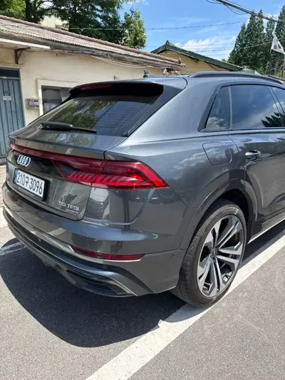 Audi Q8 2023, 51362 км, за 43980.57 USD