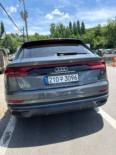 Audi Q8 2023, 51362 км, за 43980.57 USD