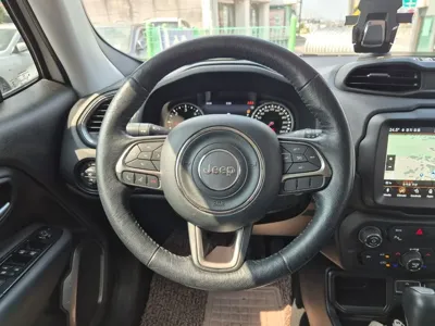 Jeep Renegade 2020, 97369 км, за 9381.11 USD - фото 6