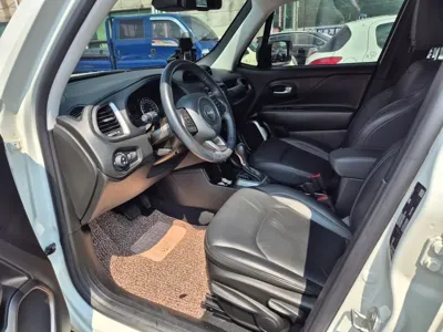 Jeep Renegade 2020, 97369 км, за 9381.11 USD - фото 15