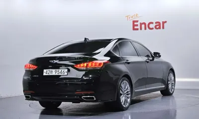 Hyundai Genesis 2016, 186796 км, за 5213.08 USD
